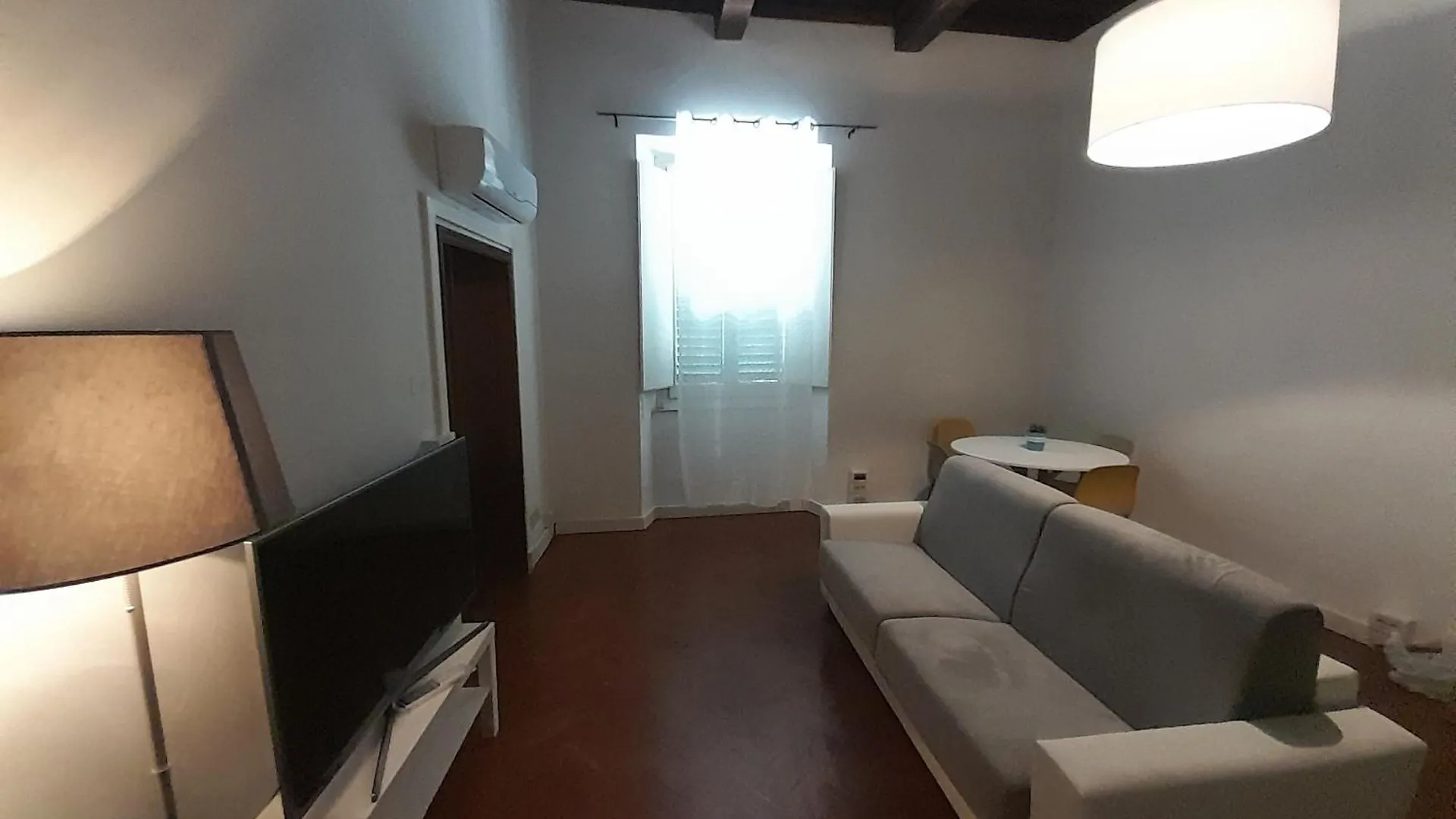 52Cento Apts Arezzo Italien